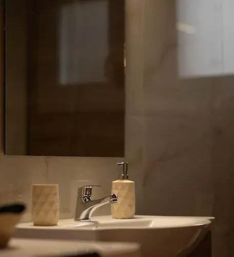 Maison De Tiouson Apartman